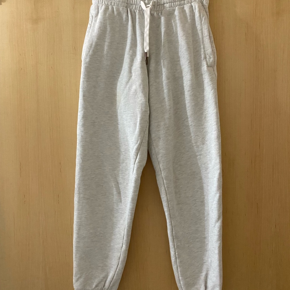 High-Waisted Gray Sweatpants